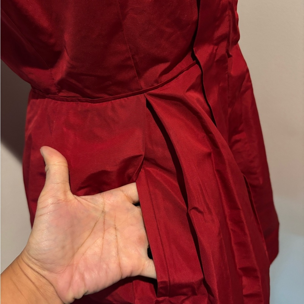 Miu Miu Prada 2010s Red Tafetta Sleeveless Ruffle… - image 6